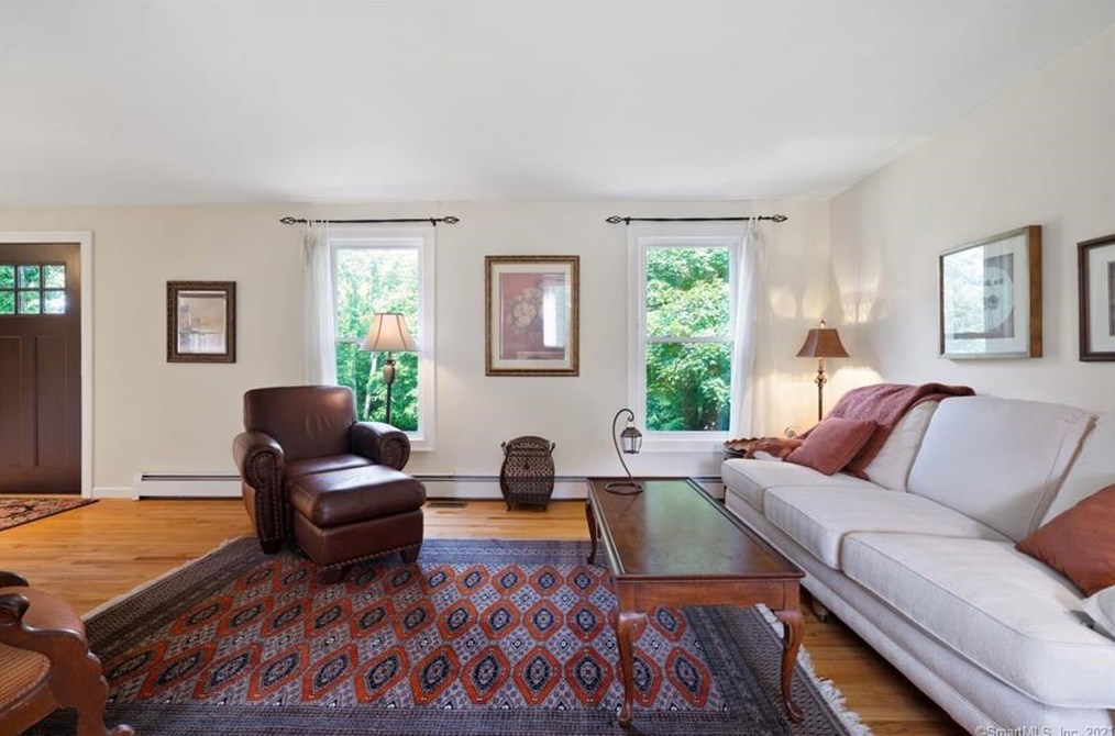 161 Race Hill Rd, Madison CT  06443-1692 exterior