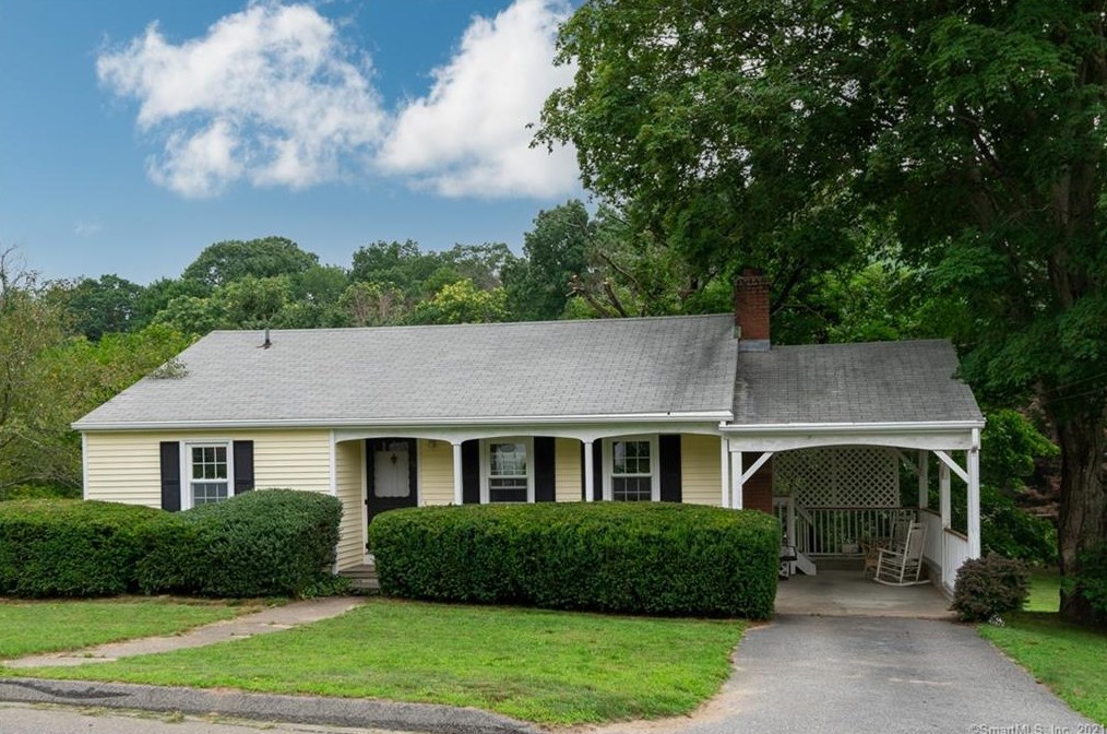 11 Rattling Valley Rd, Deep River, CT 06417