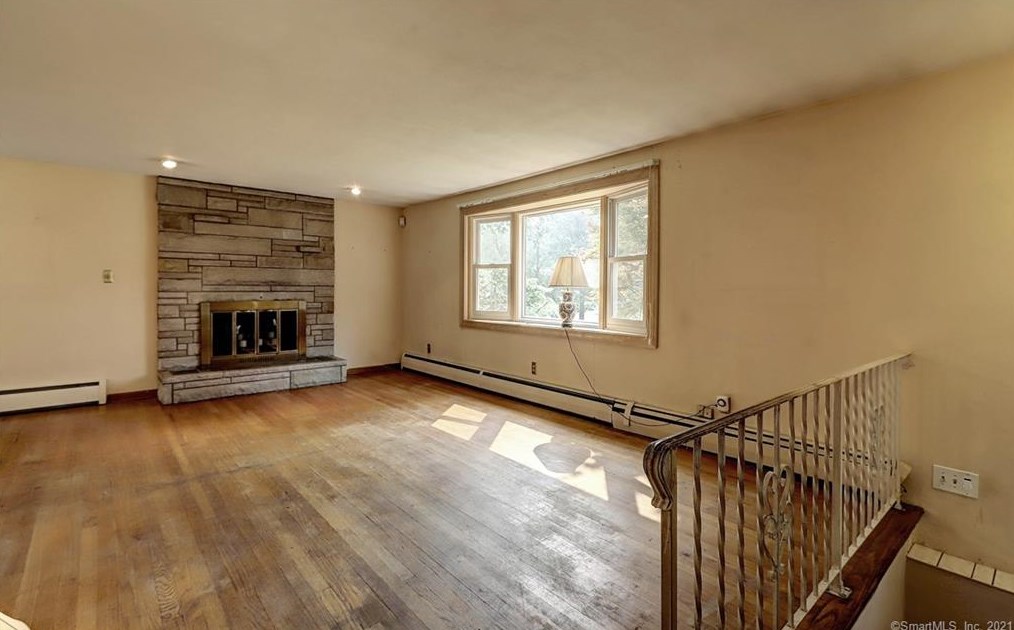 1745 Hartford Turnpike, North Haven, CT 06473
