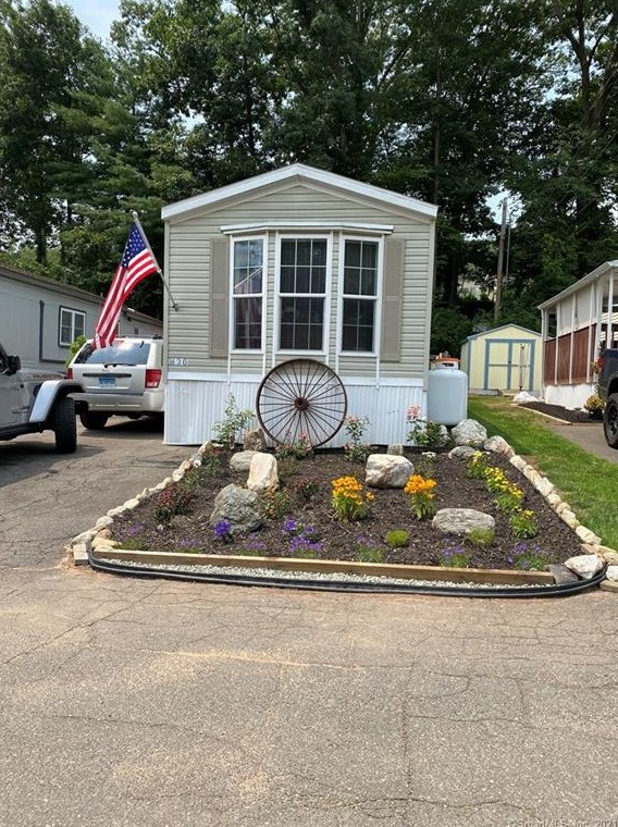 325 Kelly Rd #m36, Vernon, CT 06066