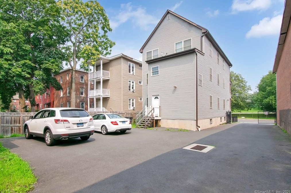 17 Williams St, Hartford, CT 06120