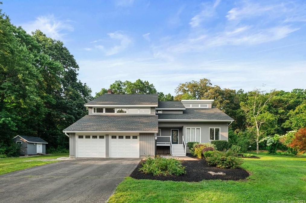 70 Clover Dr, Wapping, CT 06074