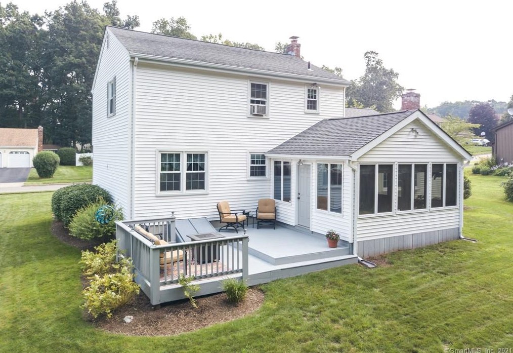 156 Stephen Dr, Meriden, CT 06450-7302