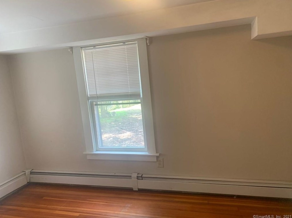 162 Walnut St, Chestnut Hill CT  06226-2311 exterior