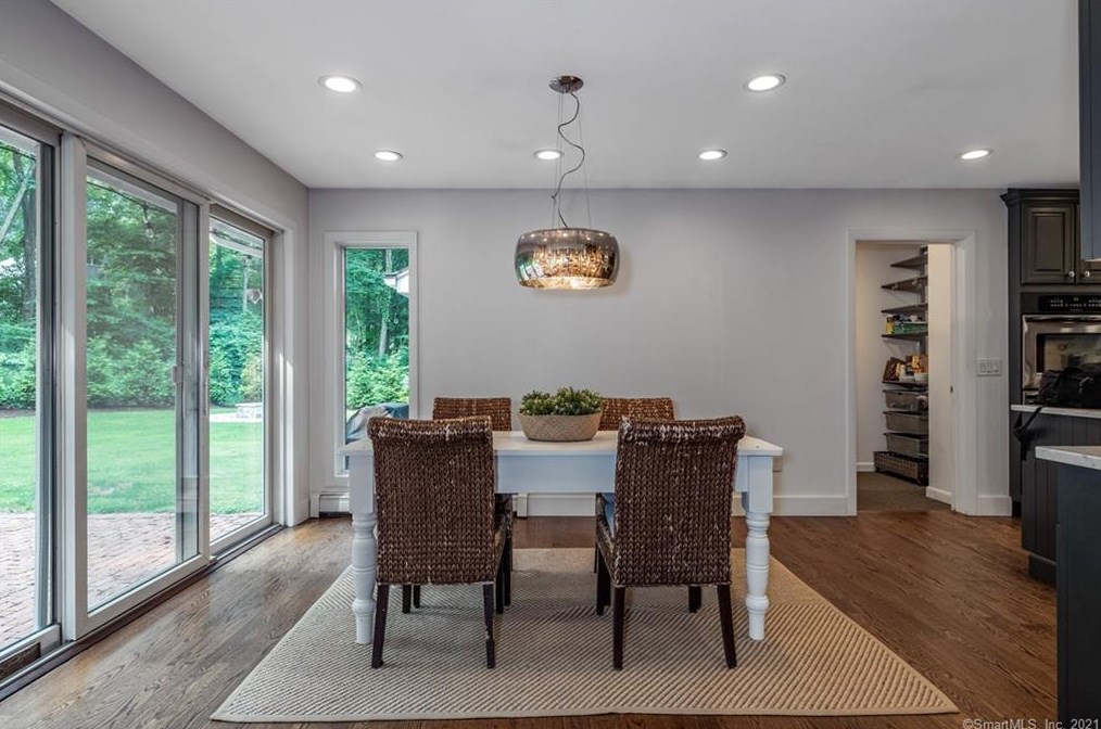 10 Christy Hts, Fenwick CT  06475-1217 exterior