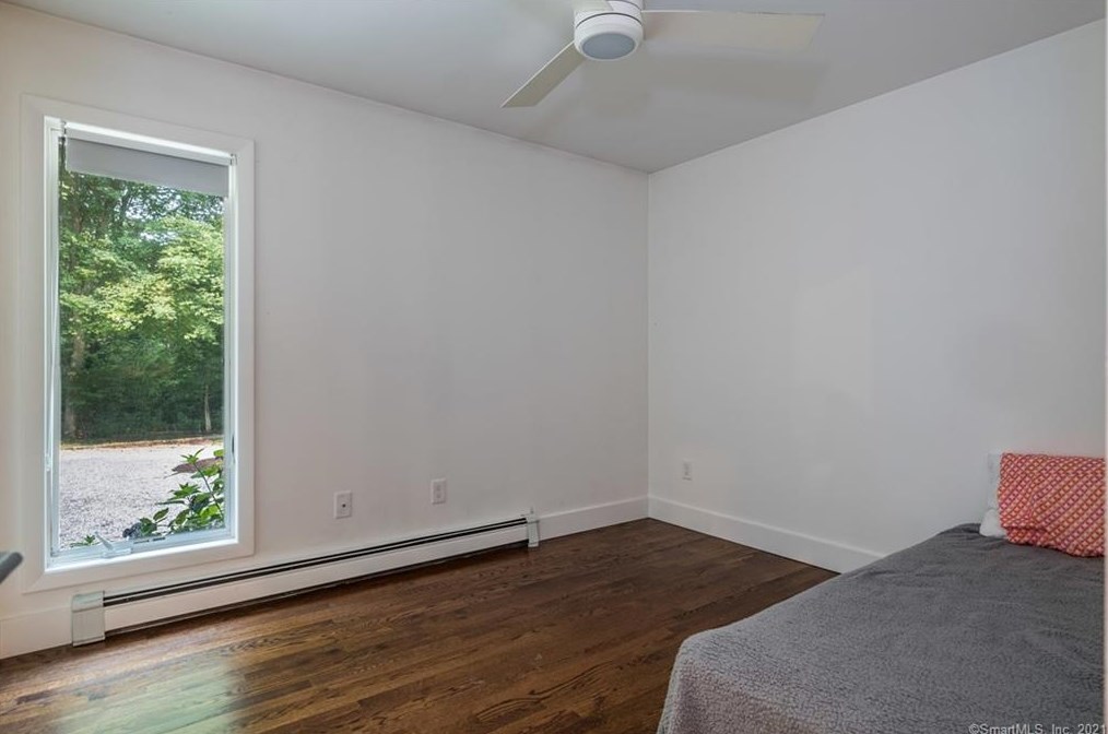 10 Christy Hts, Fenwick CT  06475-1217 exterior
