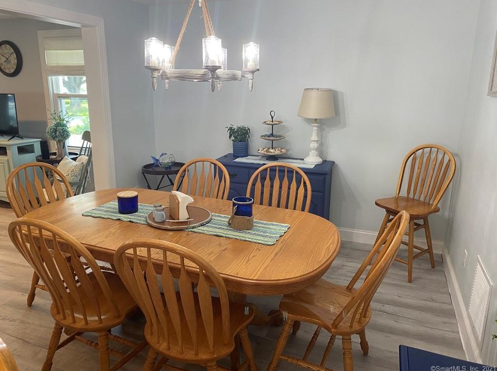 49 Vincent Ave, Fenwick CT  06475-1948 exterior