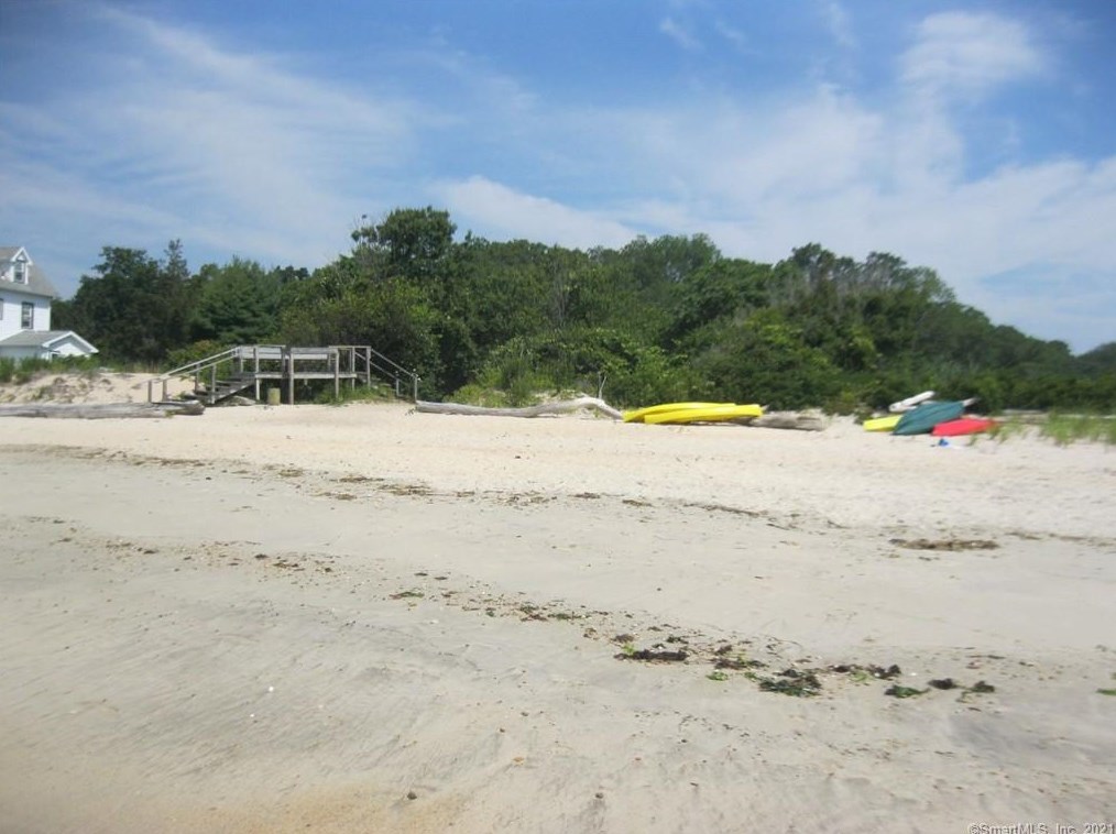 101 Dennis Rd, Lyme, CT 06371