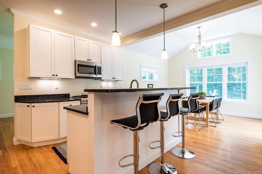 5 Autumn Rdg, Westbrook, CT 06498-3568