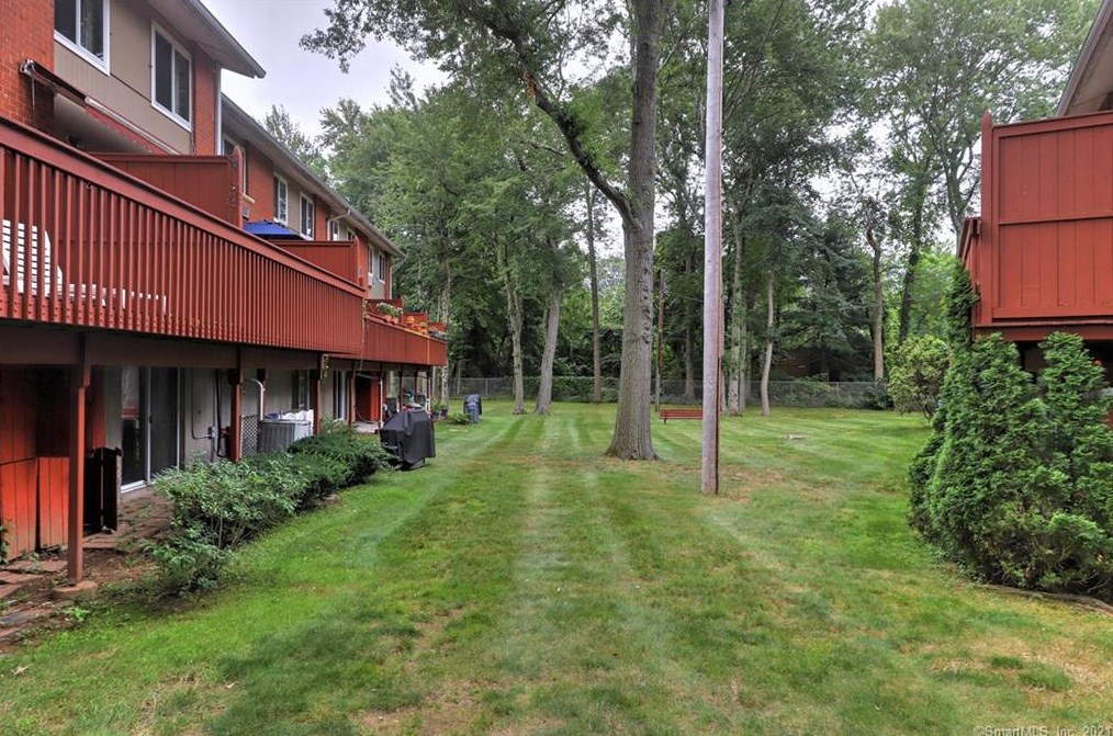 162 Worth Ave, New Haven CT 06518-3405 exterior