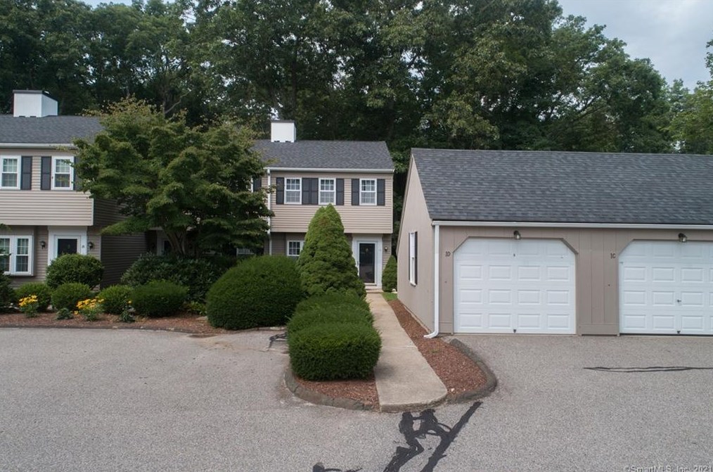 1 Wilshire Rd #d, Madison, CT 06443