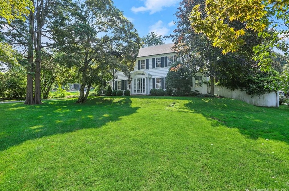 300 Mill Hill Rd, Southport, CT 06890