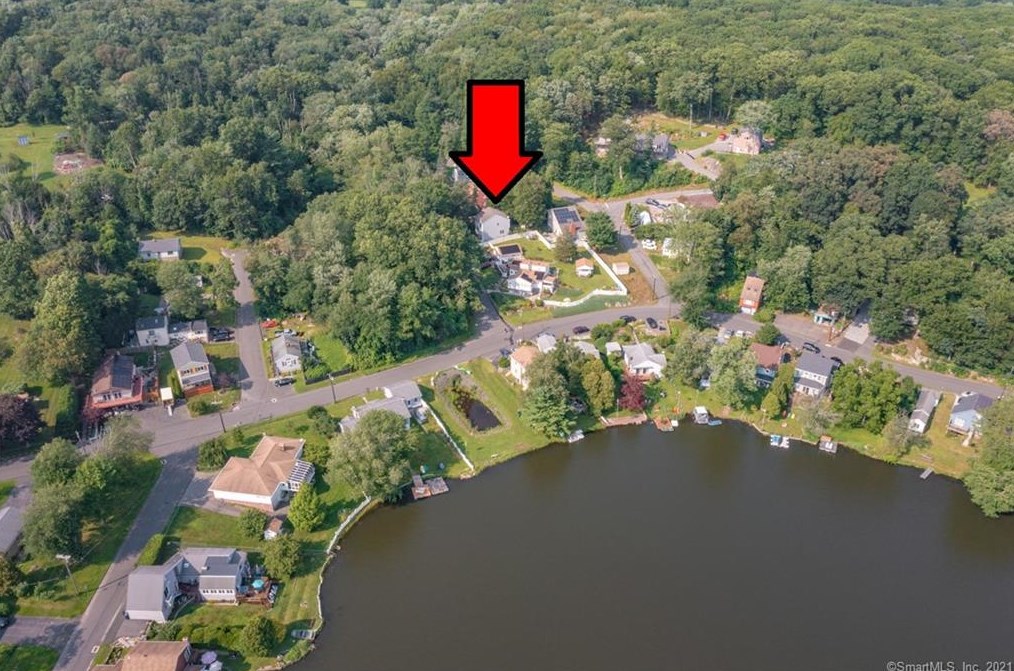 33 Carol Cir, Plymouth, CT 06782