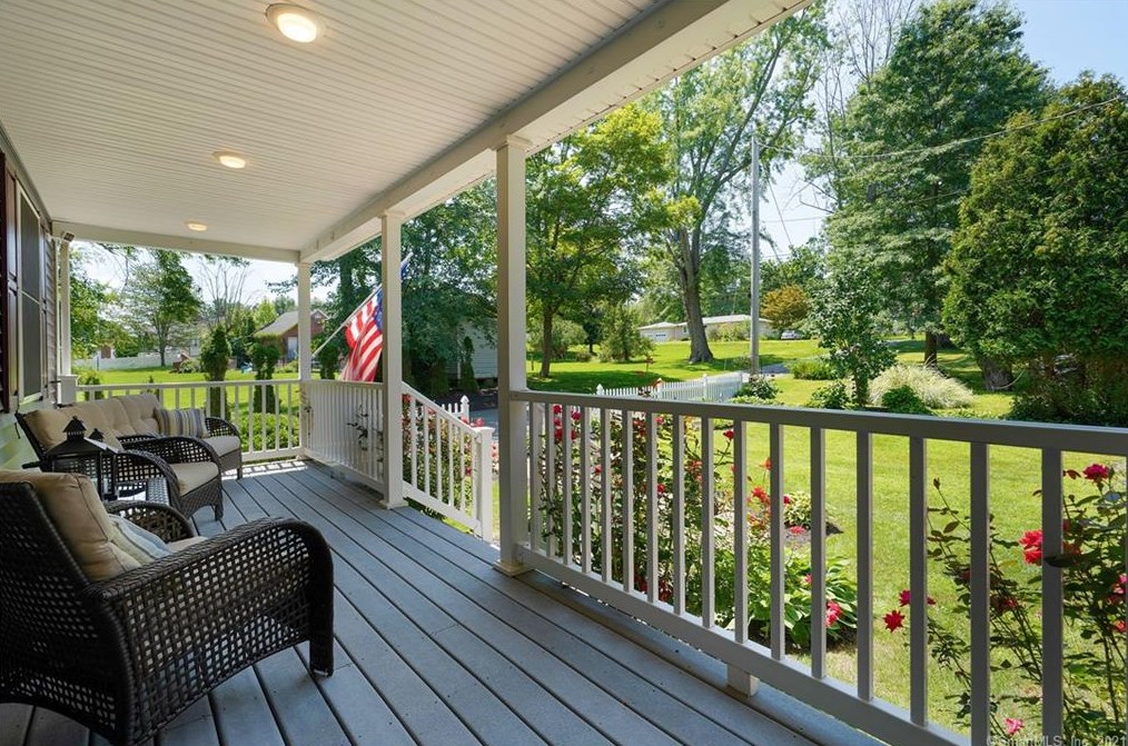 52 Grove St, Wallingford, CT 06492