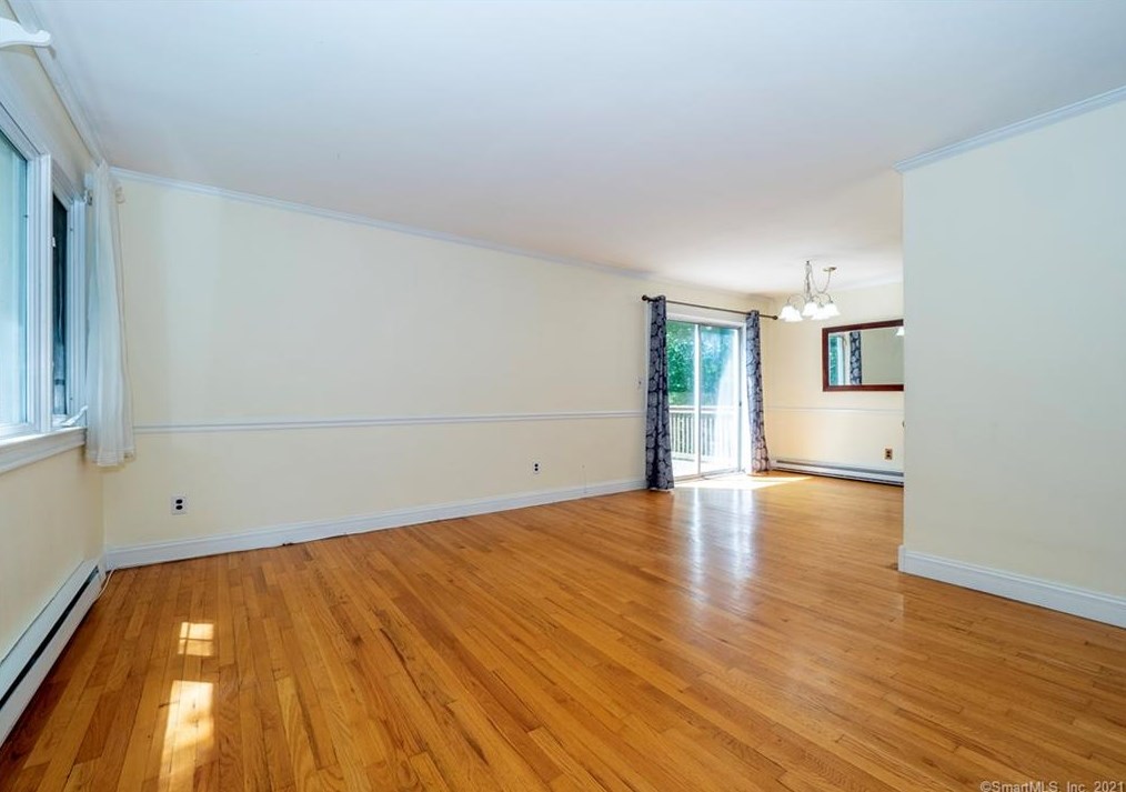 414 Bennetts Farm Rd, Ridgefield, CT 06877