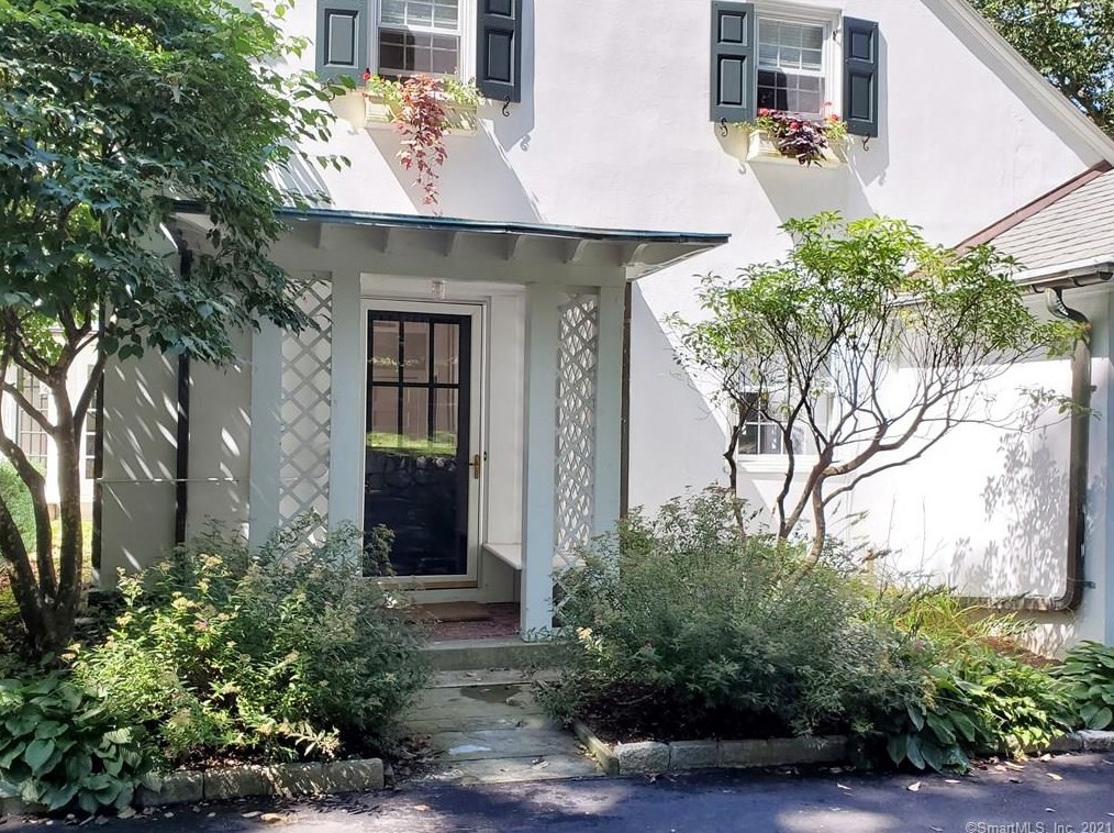 253 W Mountain Rd, Ridgefield, CT 06877
