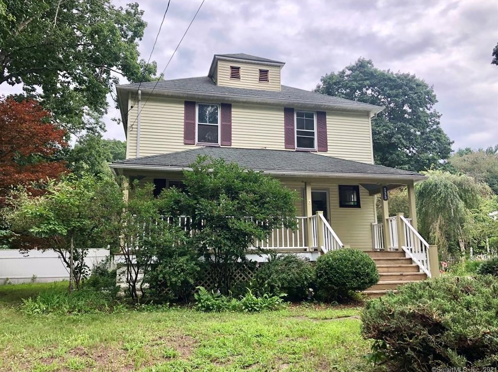 133 River St, Moosup, CT 06354