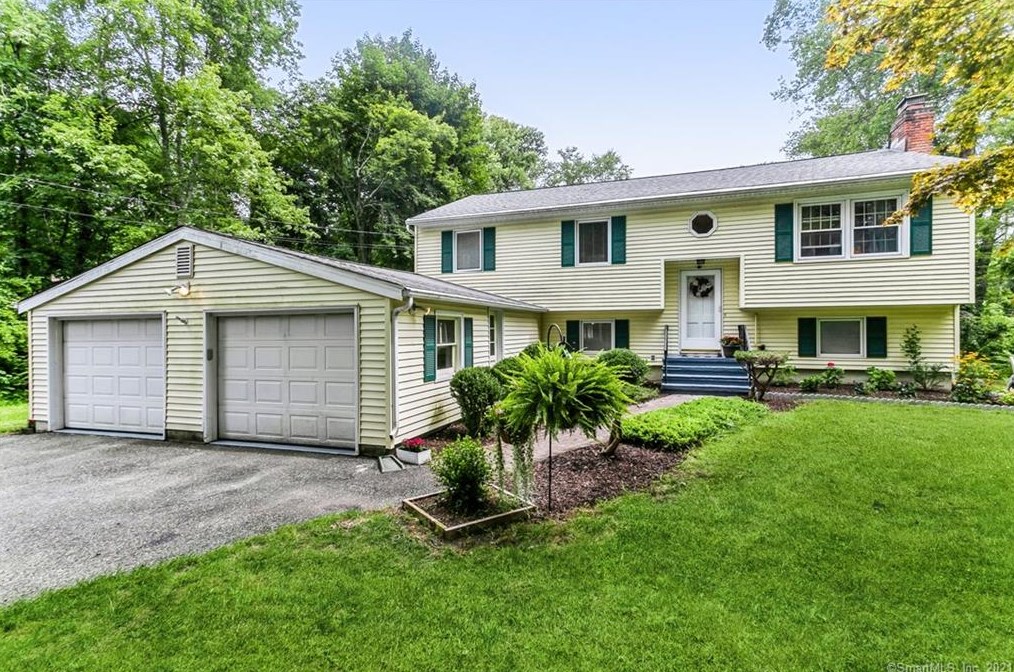 288 N Salem Rd, Ridgefield, CT 06877