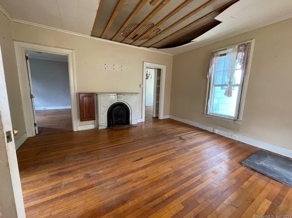 177 E Pearl St, Torrington, CT 06790