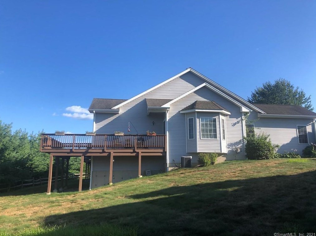 83 September Ln #83, Beacon Falls, CT 06403