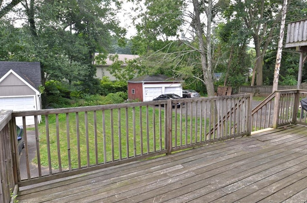 316 Cook Ave, Meriden CT 06451-5502 exterior