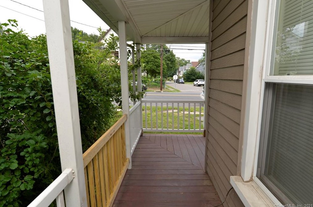 316 Cook Ave, Meriden CT 06451-5502 exterior