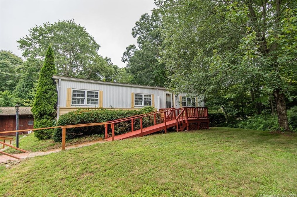 275 Coomer Hill Rd, Killingly, CT 06241