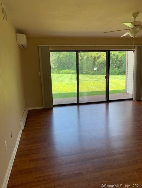 71 Candlewood Dr Unit 71, Wapping, CT