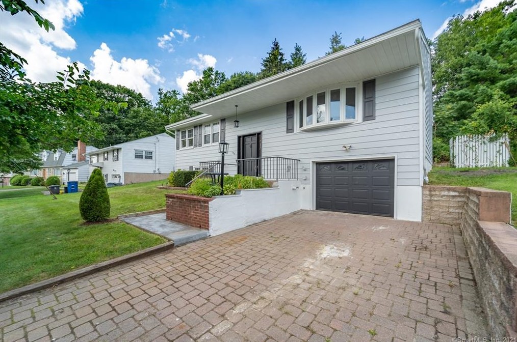 132 Townsend Ter, New-Haven, CT 06512 exterior