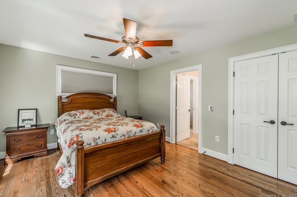 16 Channelside Dr, Fenwick CT  06475-1430 exterior