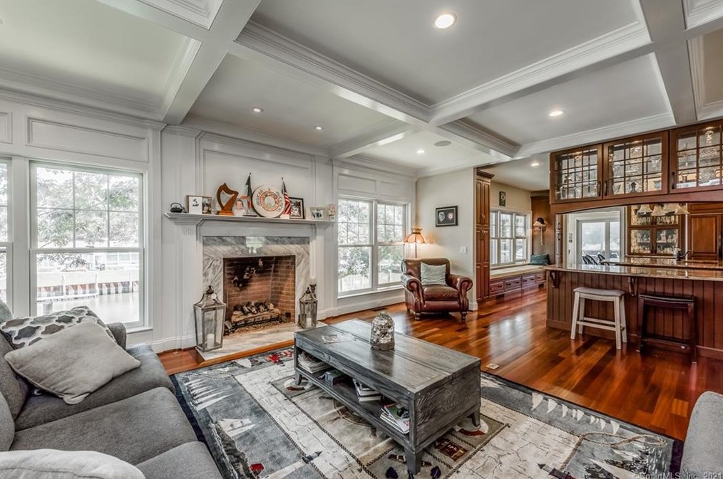 16 Channelside Dr, Fenwick CT  06475-1430 exterior