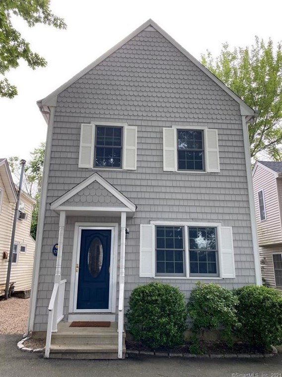 120 Limewood Ave, Branford, CT 06405