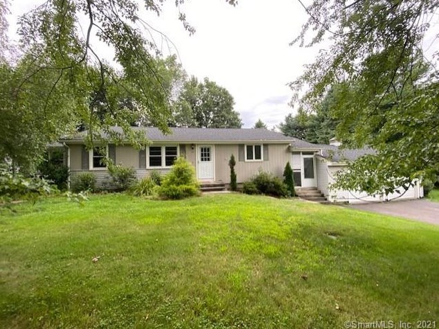 37 Carol Dr, Cheshire, CT 06410