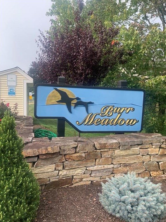 803 Misty Meadow Ln Unit 803, Wapping, CT