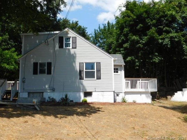 95 Dunham St, Norwich, CT 06360