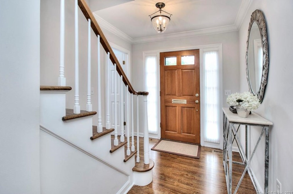 312 Elm St #28, New Canaan, CT 06840