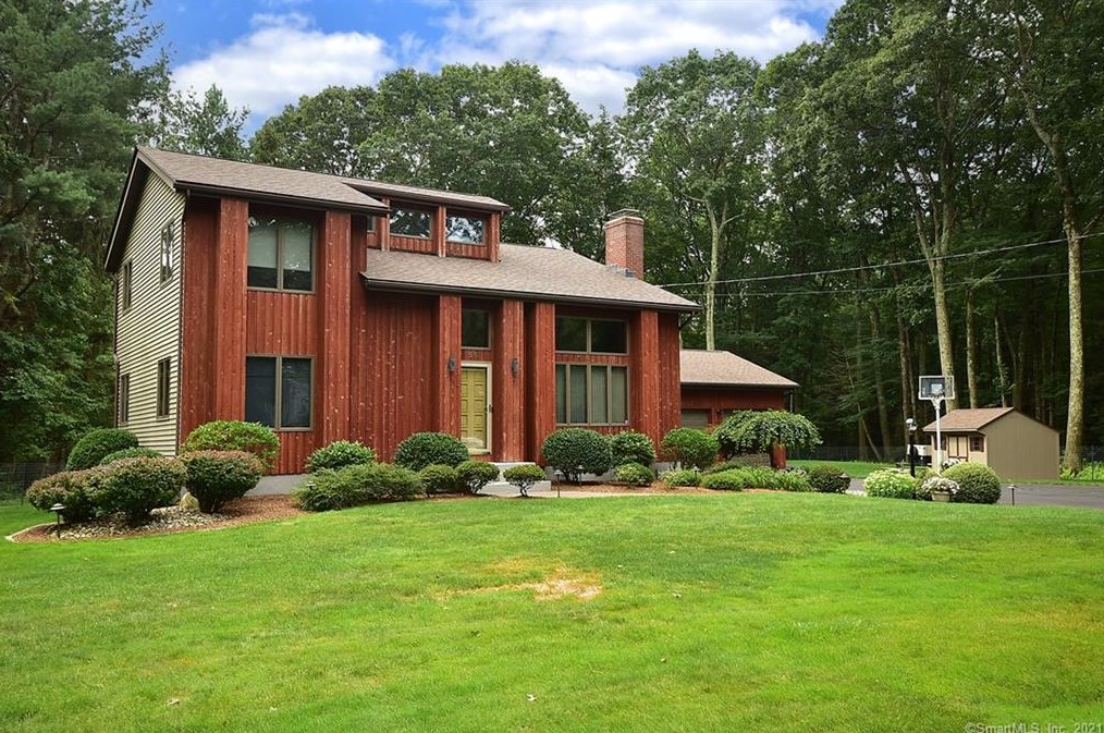 56 Wappingwood Rd, Ellington, CT 06029