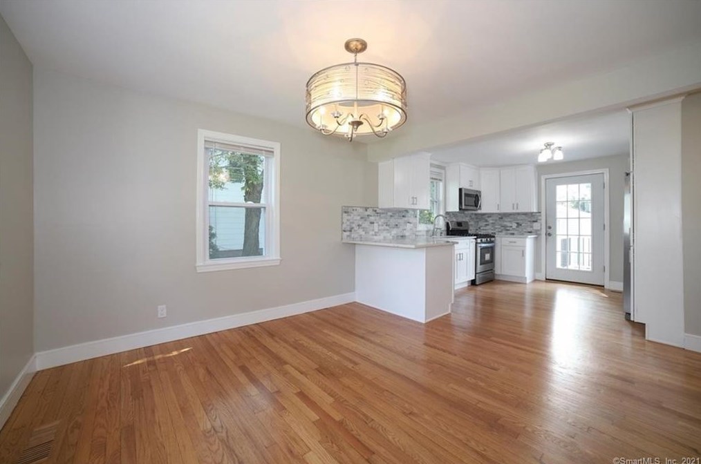 15 Emily Rd, New Haven CT  06513-1717 exterior