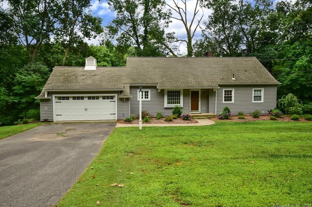 102 Stebbins Rd, Somers, CT 06071