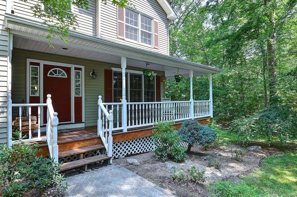 197 Flood Rd, East Hampton, CT 06447