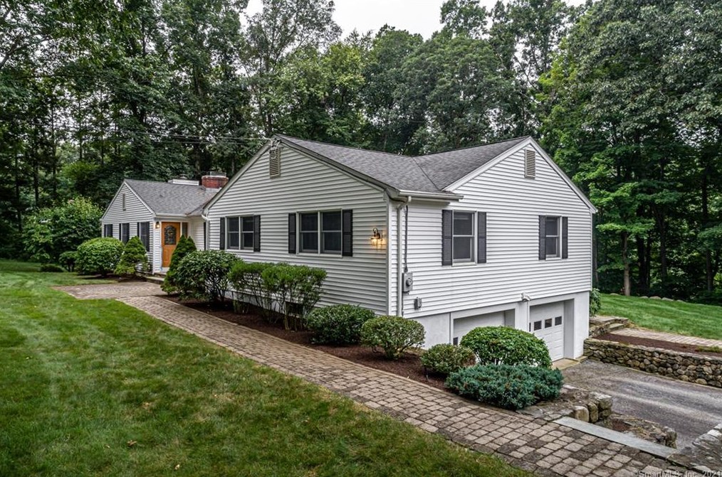 15 Sunset Hill Rd, Wilton, CT 06897