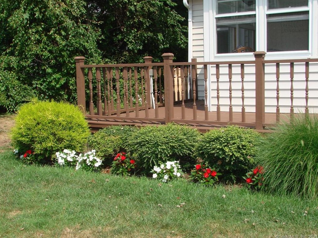 94 Nehantic Trl, Fenwick, CT 06475
