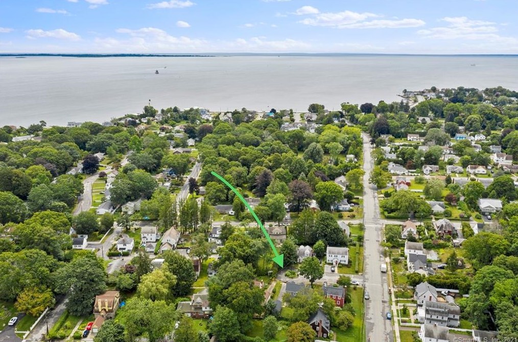 4 Boulevard Ct, United States Coast Guard Ac, CT 06320