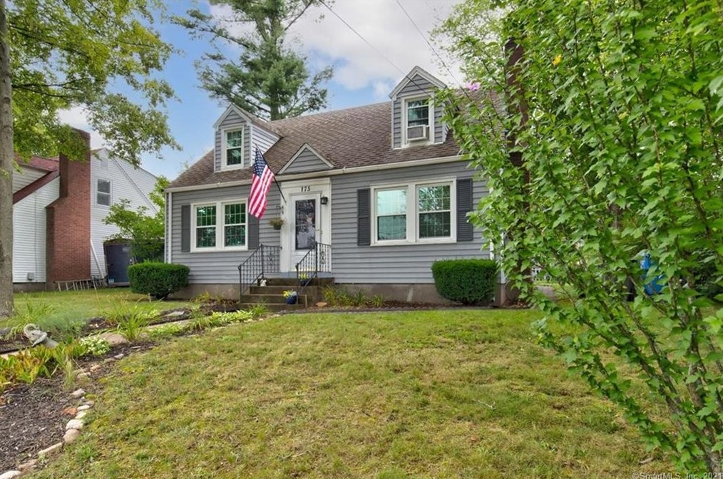 175 S Main St, Manchester, CT 06040