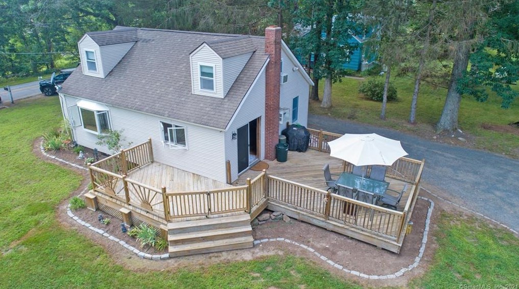 351 West St, Amston, CT 06231