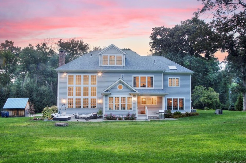 68 Forest Ln, Wilton, CT 06897