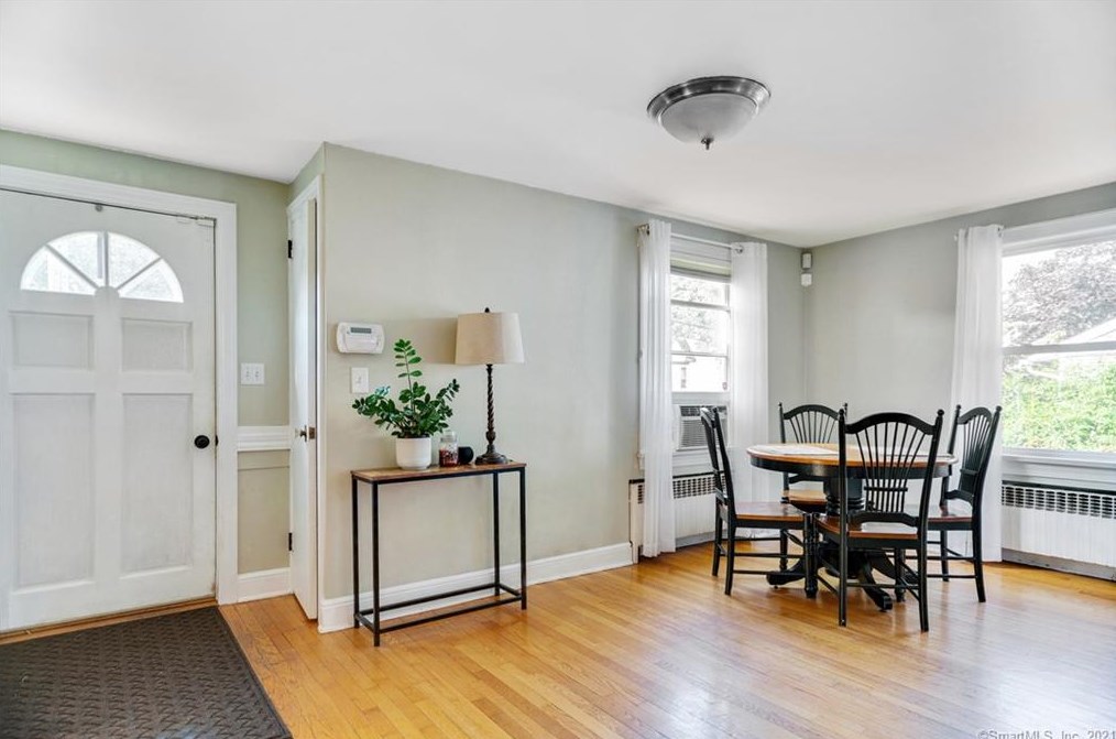 22 Granada Terrace, United States Coast Guard Ac, CT 06320