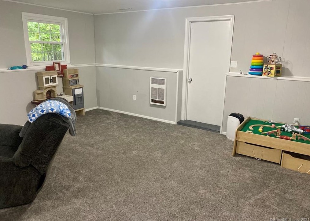 17 Bob White Way, Simsbury CT  06089-9767 exterior
