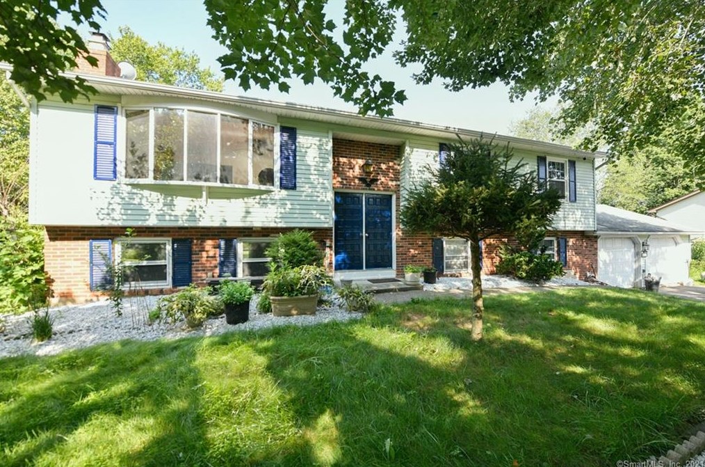 32 Evan Rd, Southington, CT 06489