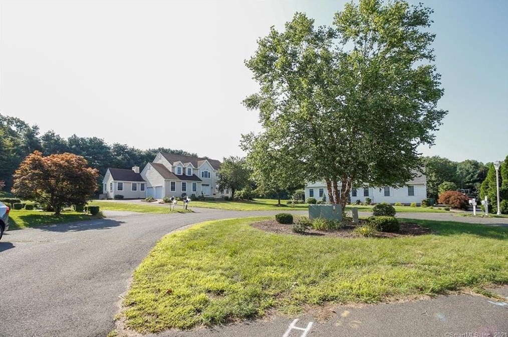 54 Augusta National, Glastonbury, CT 06033